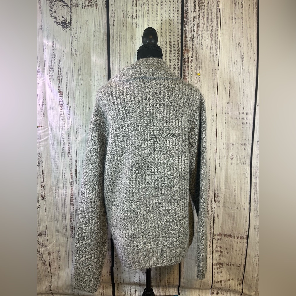 NWT Women's Knitted Sweater - Picture 4 of 6